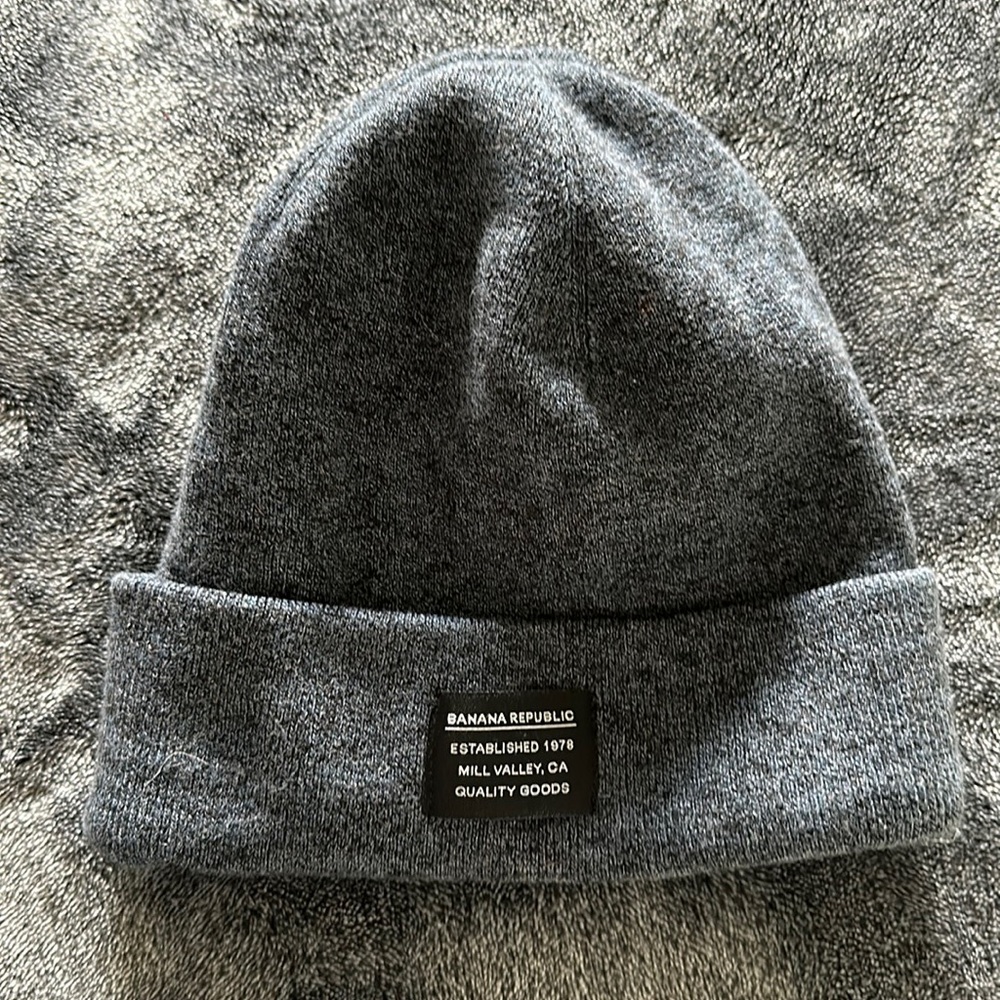 Navy/Grey banana republic beanie